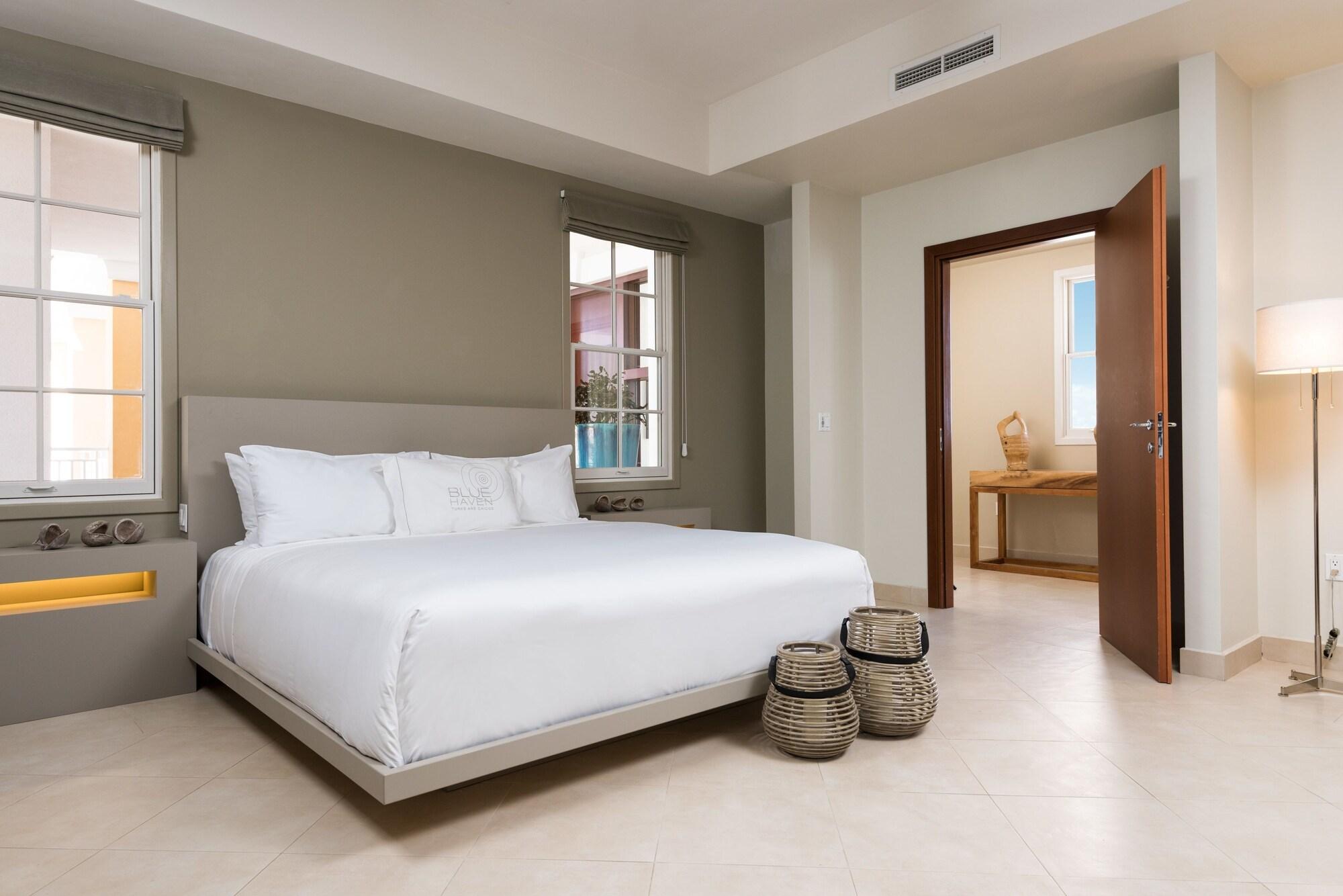 Blue Haven Resort- All Inclusive Grace Bay Extérieur photo